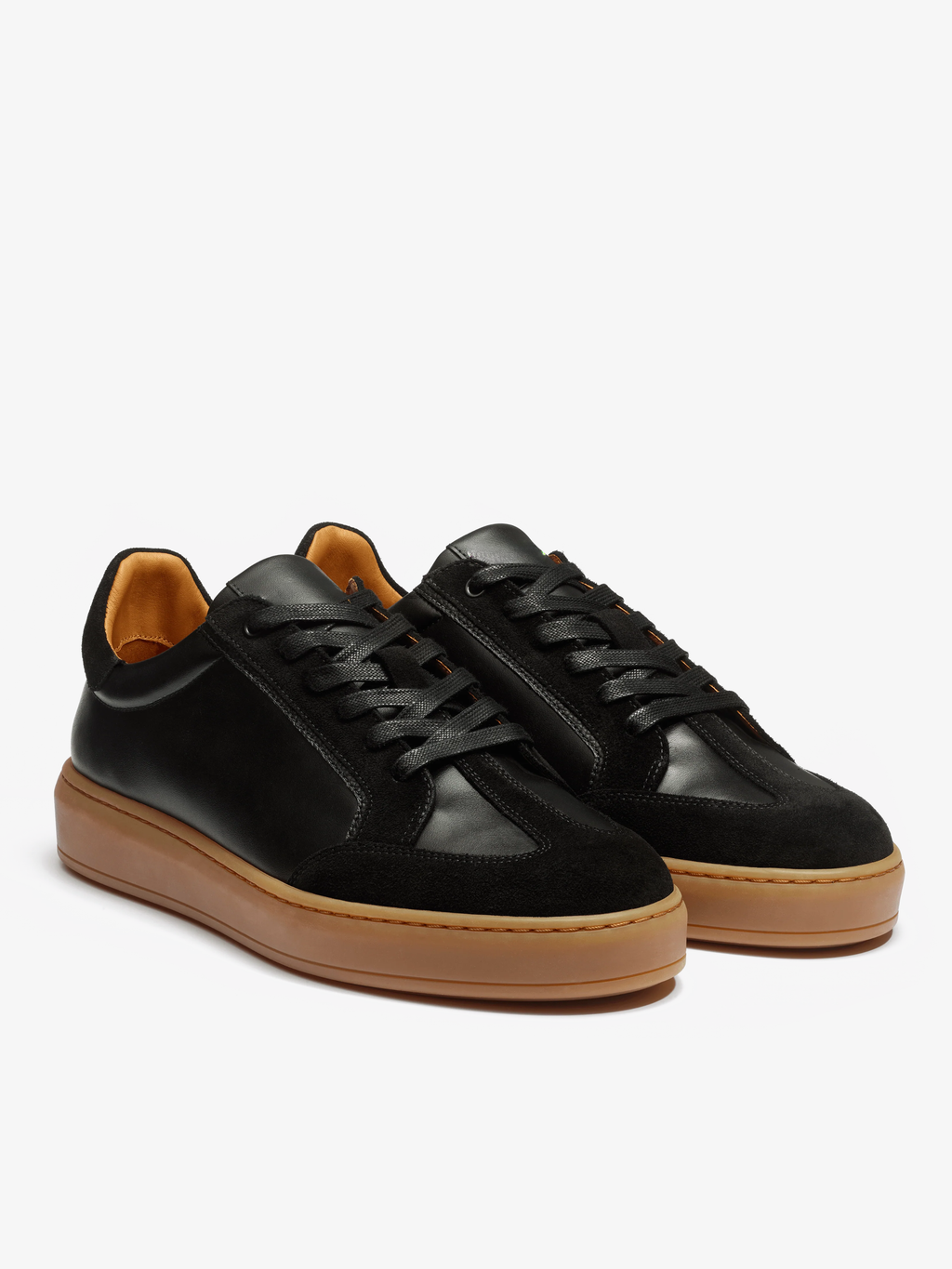 Bascket Oslo en cuir noir